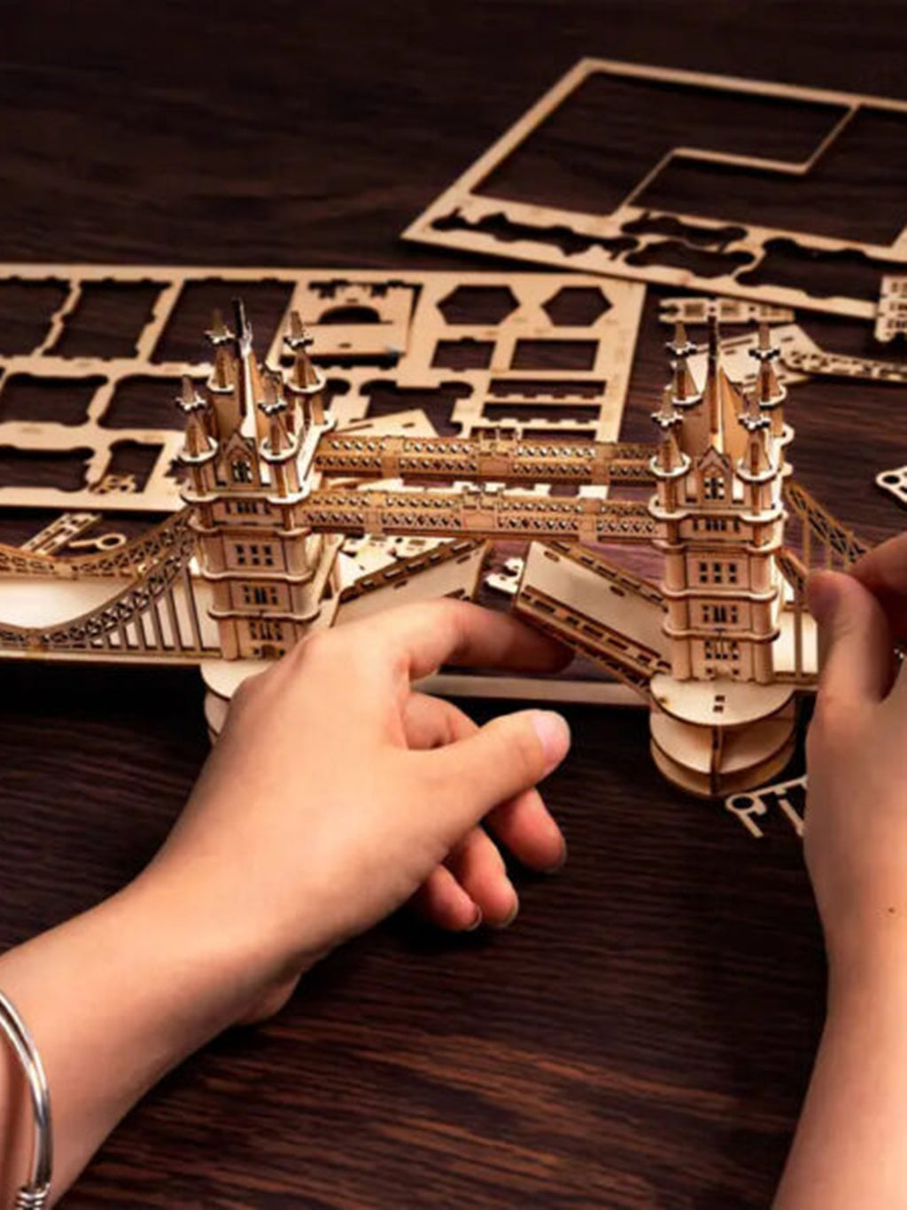 London Bundle - World Landmarks (2 Items)